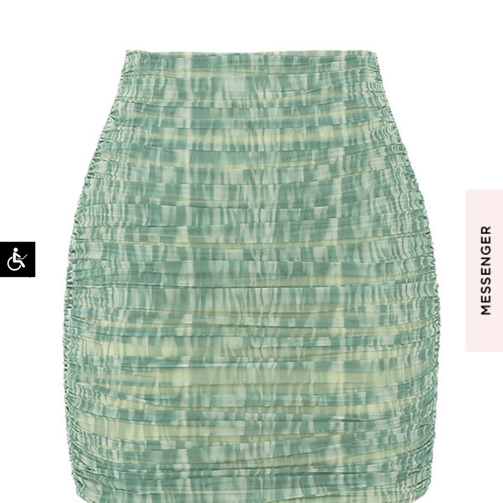 house of CB Aubrey skirt size medium!